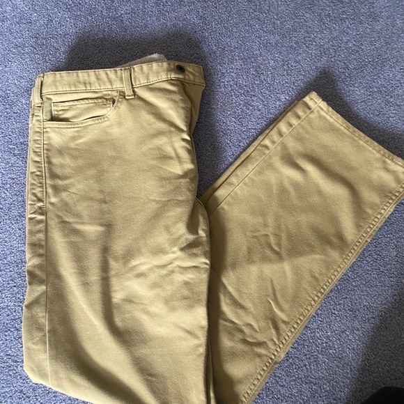 Men’s Dockers Straight Fit Khakis - Picture 4 of 4